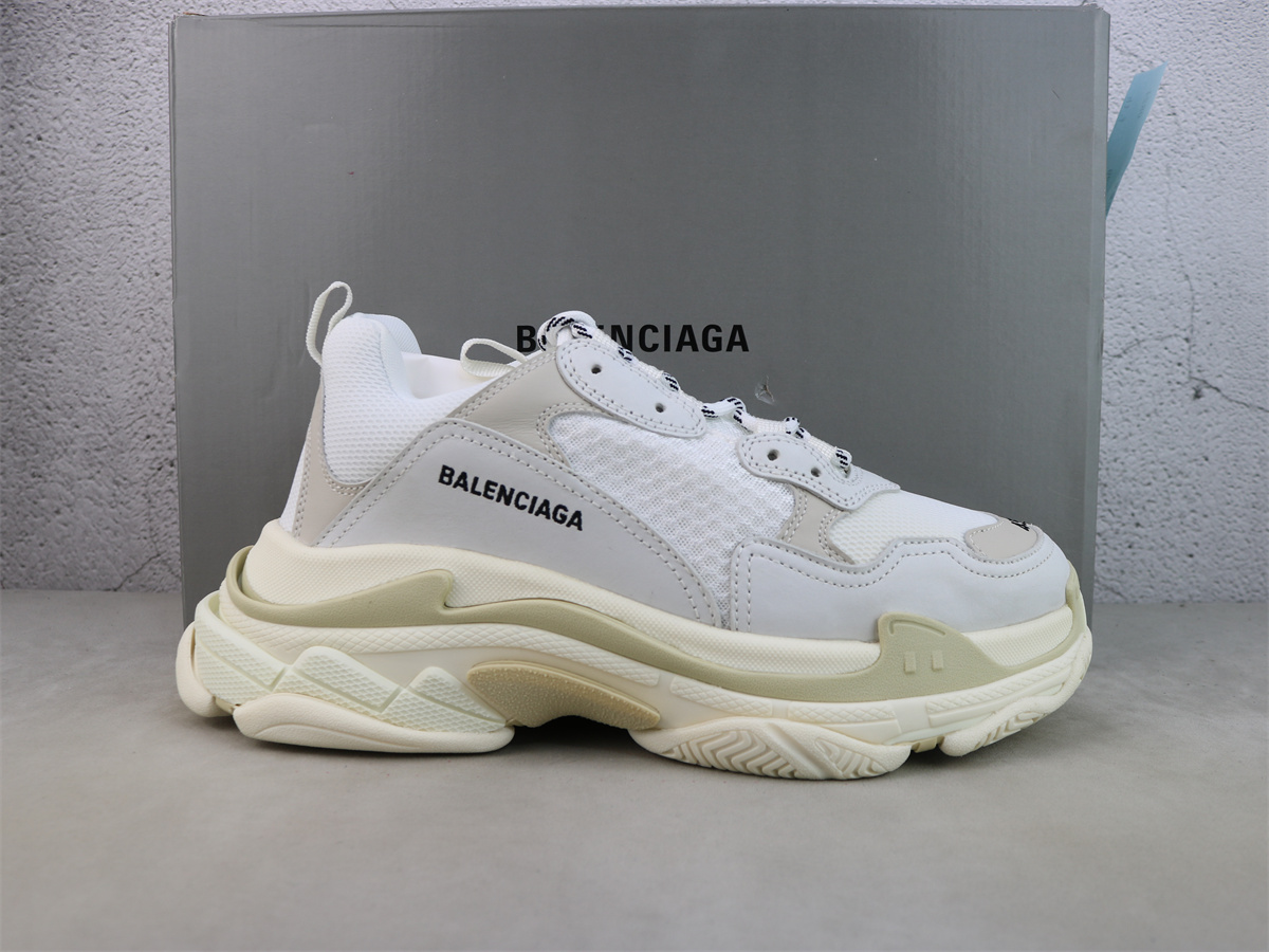 G5 Batch Balenciaga Triple S In White 524036W2CA19000